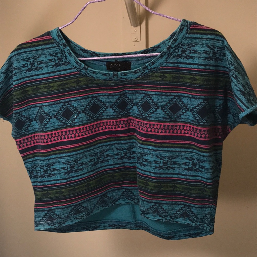 Loose fitted crop top